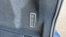 Volvo XC60 2.0 B5P Ultra Dark 5dr AWD Geartronic Petrol Estate